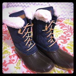 Girls size 4 Sperry saltwater fashion boots Navy